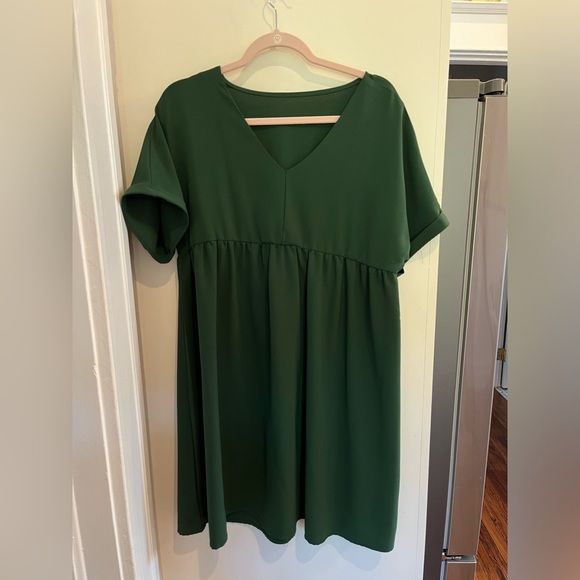 Amazon Essentials Size Large Dress - Picture 1 of 3